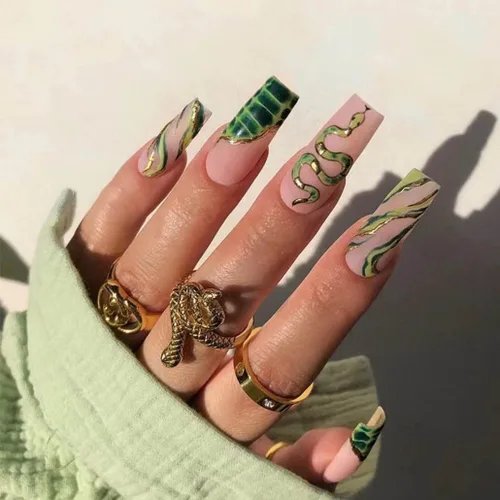Foccna Uñas postizas largas verdes con forma de ataúd a presión en serpiente, uñas postizas francesas brillantes para uso diario, uñas artificiales