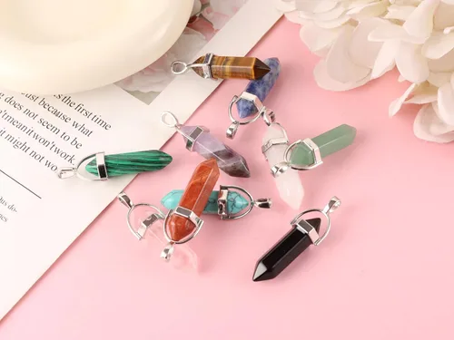 Miniatura 29 de Zenkeeper Colgante hexagonal de cristal natural – Piedra de cuarzo puntiaguda/piedra curativa en forma de corazón para hacer joyas y collares