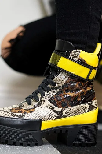 Miniatura 3 de Cape Robbin Future Wave Leopard Snake Lace Up Lug Sole Commander Millitary Boots