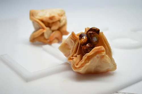 Miniatura 5 de Baklava Surtido de 4 libras – Auténtica caja de regalo de pastelería libanesa, recién horneada diariamente, pequeño postre gourmet, perfecta