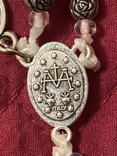 Miniatura 7 de Pink Frosted Glass Rosary with Miraculous Medal and 2" Crucifix St Michael Medal