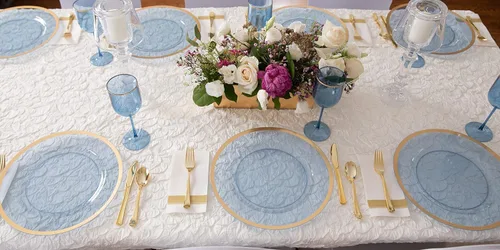 Miniatura 5 de Party Bargains Toallas desechables para invitados, paquete de 50, 13 x 16 pulgadas, color blanco con impresión dorada, toallas de mano de papel
