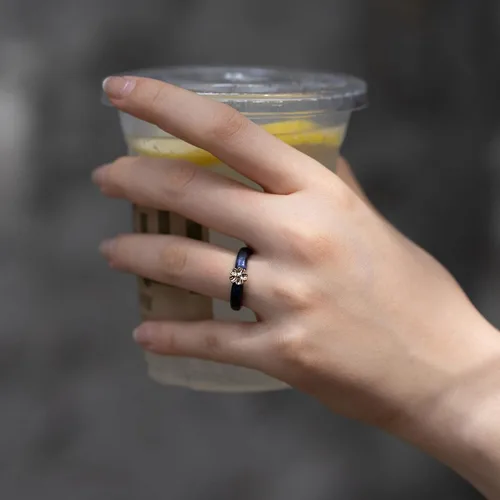 Miniatura 5 de Zollen Anillos de silicona para mujer, 1/3 paquetes de alianzas de boda de silicona, forma de flor, anillos de goma, colección de flores para mujer
