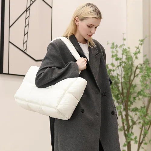 Miniatura 2 de Herald Bolso de mano acolchado grande para mujer, bolso de hombro acolchado de algodón ligero para el invierno