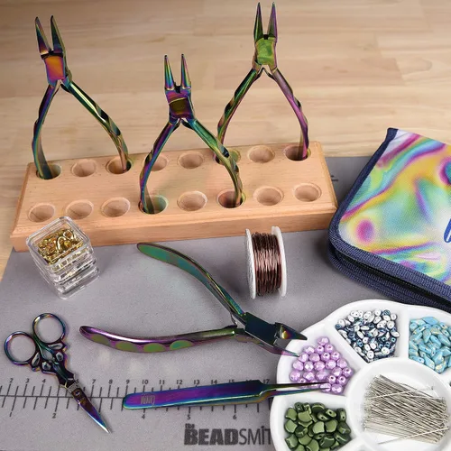 Miniatura 7 de The Beadsmith Juego de 6 piezas Chroma - Kit de herramientas para hacer joyas, acabado de titanio arcoíris, incluye 4 alicates con pinzas y tijeras