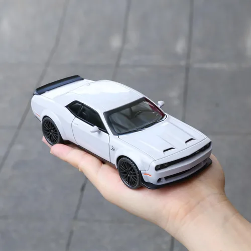 Miniatura 7 de SASBSC Modelo de Coche de Juguete para Niños, Escala 1:32, Desplazamiento hacia atrás con Sonido y Luz, Coches de Juguete de Metal Fundido