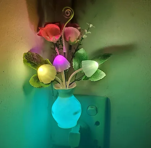 Miniatura 10 de AUSAYE - Luz nocturna LED que cambia de color, paquete de 1 lámpara enchufable del crepúsculo al amanecer, lámpara de decoración para el hogar, luz