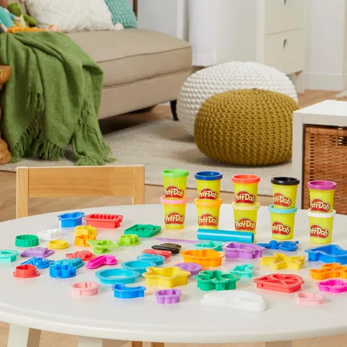 Miniatura 15 de Play-Doh - Set de herramientas navideñas, 43 accesorios y 10 colores de compuesto para modelar, regalos para rellenar calcetines de Navidad