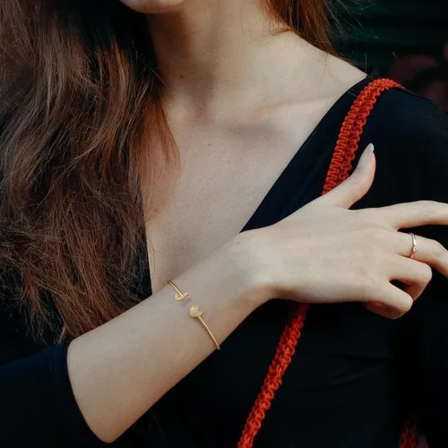 Miniatura 4 de Gold Initial Bracelets for Women Girls, 14K Gold Plated Gold Bangle Bracelets for Women Girls Dainty Gold Initial Bracelets Heart Bracelets for