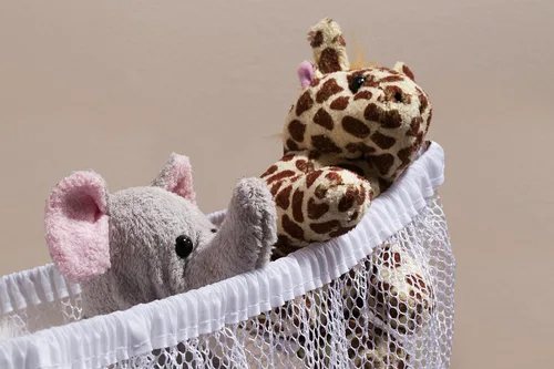 Miniatura 5 de Handy Laundry Hamaca de Juguete Jumbo, Blanca, Organiza Animales de Peluche y Juguetes para Niños con esta Hamaca de Malla, Gran Decoración, Blanco