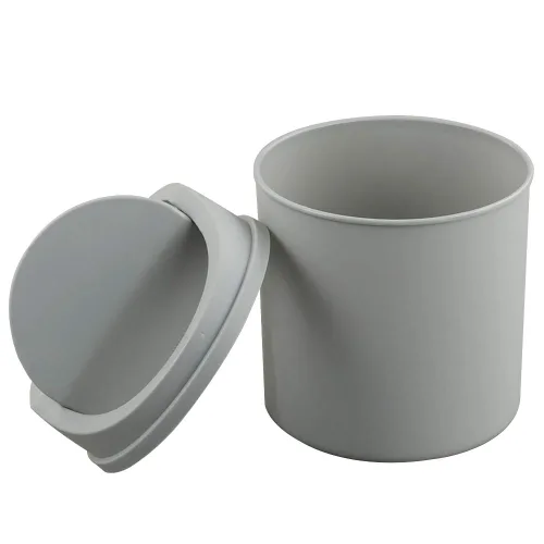 Mini basurero de escritorio de 2 litros con tapa oscilante, cubo de basura pequeño (gris)
