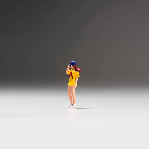 Miniatura 11 de Figuras en miniatura a escala 1:64, figura de acción de diorama de personas pequeñas, accesorios de escena de resina, muñequeras, figuras de Chica