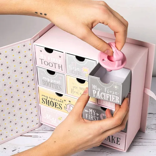 Miniatura 5 de Caja de recuerdos para bebé VOTUM para recuerdos preciados, de estilo de cuento de hadas - Cajas ligeras y hechas a mano con 9 compartimentos