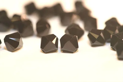Miniatura 80 de 100 piezas auténticas Preciosa de 3 mm (0,12 pulgadas) cuentas sueltas de cristal bicono facetado pequeño amatista púrpura compatibles con cristales
