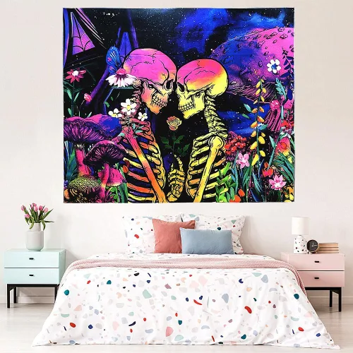 Miniatura 6 de SIGISY Tapiz para amantes del cráneo de luz negra, tapiz romántico para amantes del cráneo, tapiz floral de hongos reactivos a los rayos UV, tapiz