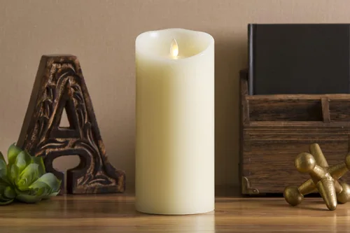 Luminara Vela LED sin llama, funciona con pilas, color marfil, llama móvil realista parpadeante, 3 x 6.5 pulgadas, vela de cera real para decoración
