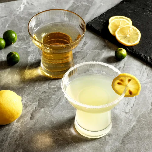 Miniatura 5 de Lysenn Juego de 4 vasos de Margarita sin tallo, elegantes vasos de cóctel con rayas verticales, cristalería soplada a mano de primera calidad