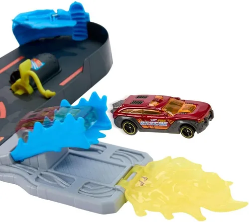 Miniatura 3 de Hot Wheels Juego de pistas de juguete para auto, estación de bomberos City Super Fire Station Rescue Playset y camión de bomberos a escala 1:64