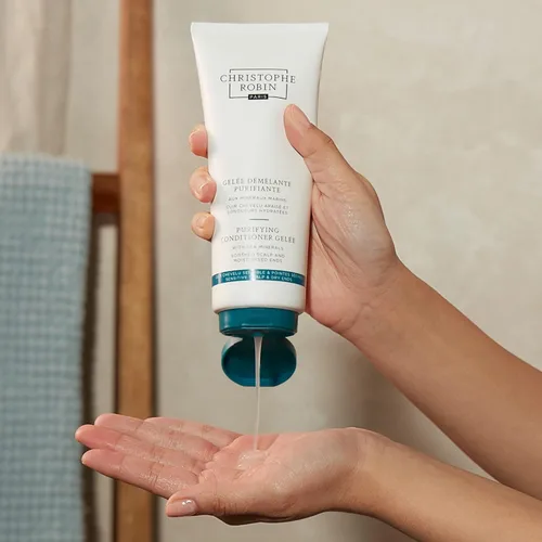 Miniatura 5 de Christophe Robin Acondicionador ligero purificador Gelèe con minerales marinos para longitudes suaves y cuero cabelludo graso 6.7 fl. oz