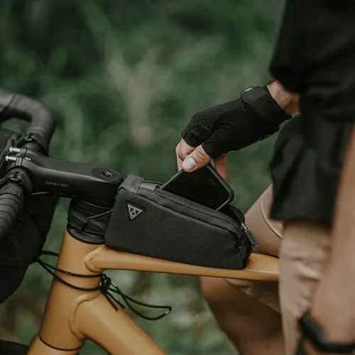 Miniatura 4 de Topeak Aero Wedge Pack DX Small – Bolsa expandible debajo del sillín de 0,5 L con soporte QuickClick F25, tira reflectante y bolsillos laterales