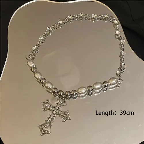Miniatura 6 de Collar largo con colgante de cruz de diamantes de imitación celta vintage con cuentas de perlas de plata para mujer, Metal