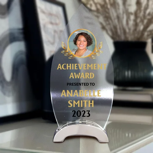 Miniatura 7 de Placa de vidrio personalizada de 9 1/4 pulgadas para premios y trofeos, premio personalizado para empleado del mes, jubilación, liderazgo y D1