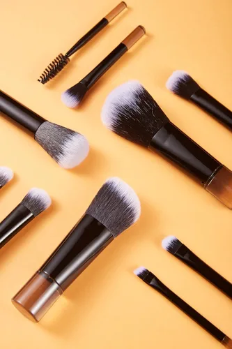 Miniatura 3 de Juego de brochas de maquillaje portátil PARA LLEVAR, COSHINE 10 piezas mini de fácil transporte kit completo de brochas cosméticas de función Negro