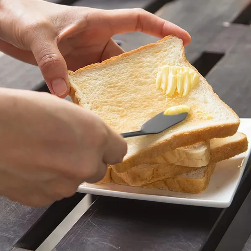Miniatura 5 de Juego de cubiertos de acero inoxidable de 45 piezas para 8 personas con utensilios para servir, incluye tenedor, cuchillo, cuchara, cubiertos