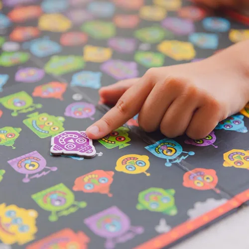 Miniatura 5 de Juego de mesa Robot Face Race, marca Educational Insights (versión inglés)