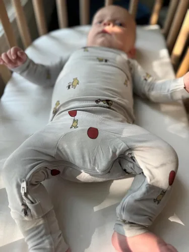 Miniatura 45 de GUNAMUNA Pijama unisex convertible ultrasuave para bebé, mameluco con cremallera para pañales, recién nacido a 24 meses