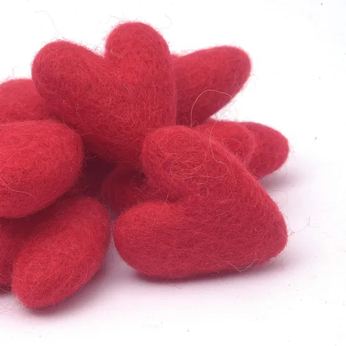 Miniatura 8 de Glaciart One Corazones de fieltro rojo – 1.5 pulgadas (10 piezas) – Fieltro de aguja – Fieltro de aguja y aceites esenciales listos – Hecho a mano