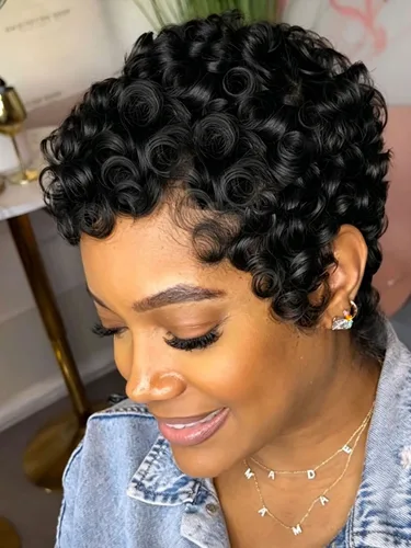 MOONSHOW Pelucas cortas de corte Pixie para mujeres negras, pelucas cortas Pixie negras naturales para mujeres negras, peluca sintética rizada de