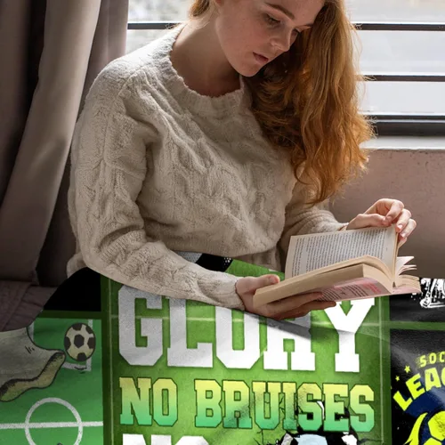 Miniatura 20 de Manta de fútbol para niñas, regalos de fútbol para niñas y niños, manta de franela de forro polar suave y cálida para niñas, regalos de fútbol