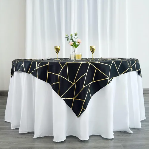 Miniatura 5 de Mesa cuadrada de poliéster de 54 x 54 pulgadas, color negro con diseño geométrico metálico dorado