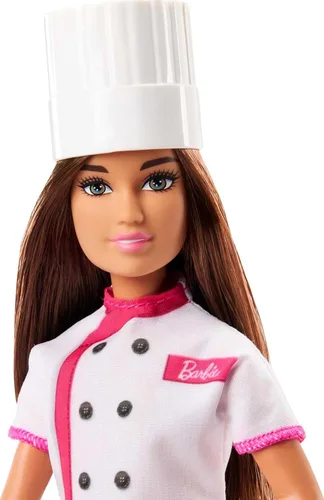 Miniatura 4 de Barbie Muñeca y accesorios, muñeca de chef pastelero profesional con sombrero y rebanada de pastel