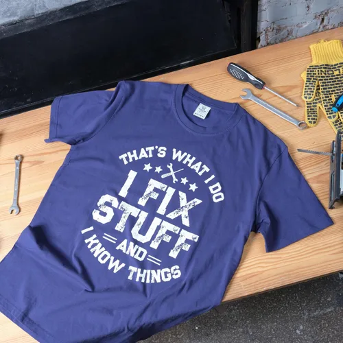 Miniatura 4 de Camiseta divertida con texto en inglés "I fix Stuff" para hombre