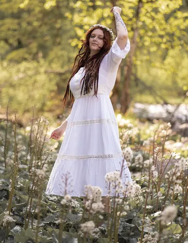 Miniatura 4 de Scarlet Darkness Vestido renacentista para mujer, vestido pirata, campesino, mangas acampanadas, vestidos largos con vuelo