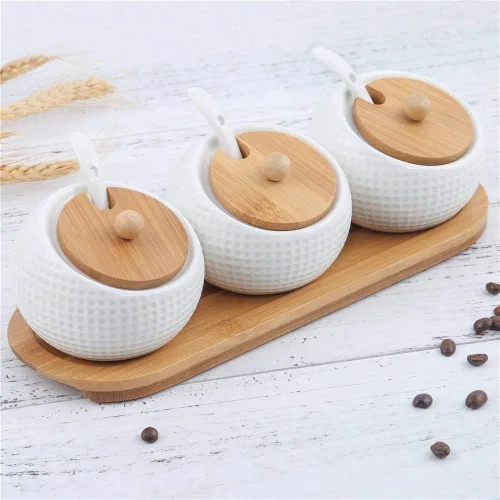Miniatura 6 de Recipiente de especias de porcelana para condimentos con tapas, soporte de tapa de bambú, cuchara de servir de cerámica, bandeja de madera, la mejor