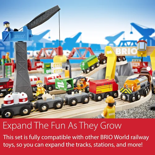 Miniatura 6 de BRIO World Cargo Mountain Set – Juego de tren de madera de 49 piezas con certificación FSC y accesorios – Compatible con todos