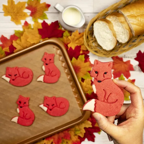 Miniatura 4 de Juego de 2 cortadores de galletas Fox (diseños: Fox Sleeeping and Sitting), 2 piezas - Bakerlogy