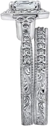 Miniatura 3 de Amazon Essentials Anillo antiguo de plata de ley chapada en platino o oro con circonita cúbica de elementos infinitos de corte Asscher