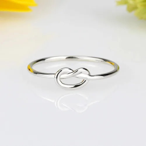 Miniatura 3 de Anillo de oro blanco sólido de 14 quilates de alto pulido liso oro celta nudo de amor anillo de promesa (tamaño 5 a 9)