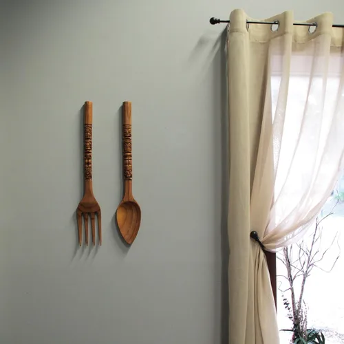 Miniatura 6 de Zeckos Arte de decoración de pared con cuchara y tenedor de madera tallada con diseño Tiki – Juego de decoración de utensilios de madera – 16