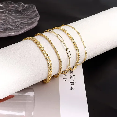 Miniatura 7 de KesaPlan Pulsera de moda para mujer, chapado en oro real de 14 quilates, delicado eslabón cubano con clip de cuerda, paquete de pulseras para niñas