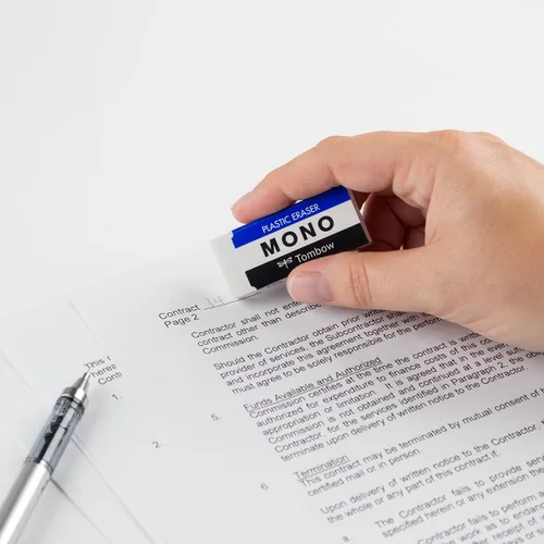 Miniatura 9 de Tombow 57324 Borrador MONO, blanco, mediano, paquete de 3. Elimina limpiamente las marcas sin dañar el papel