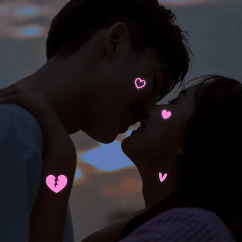 Miniatura 4 de Tatuajes temporales de neón UV, 170 piezas con forma de corazón rosa, diseños brillantes que brillan en la oscuridad, tatuajes falsos impermeables
