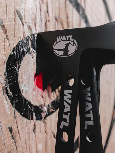 Miniatura 3 de El nuevo y mejorado juego de lanzar Hawk de WATL Competition: World Axe Throwing League Tomahawks con funda de nailon para lanzar hacha y asas