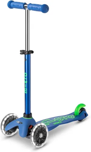 Micro Kickboard | Mini scooter LED para niños de 2 a 5 años | Niños de hasta 110 libras | Diseño de 3 ruedas inclinadas para dirigir | Barra en T