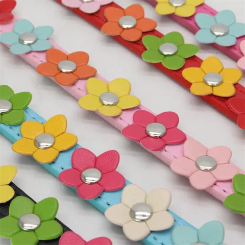 Miniatura 5 de Collares negros de lujo para perros medianos, bonitos collares de piel sintética con flores coloridas y coloridas para cachorros, para perros