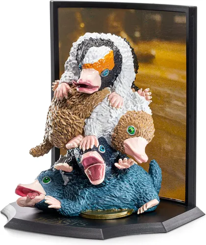 Miniatura 3 de The Noble Collection Pila de tesoros juguetones de nifflers para bebés